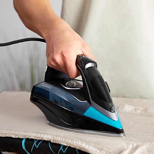 Cecotec Fast&Furious 6060 Ultra Anodized Steam Iron in black with LCD display